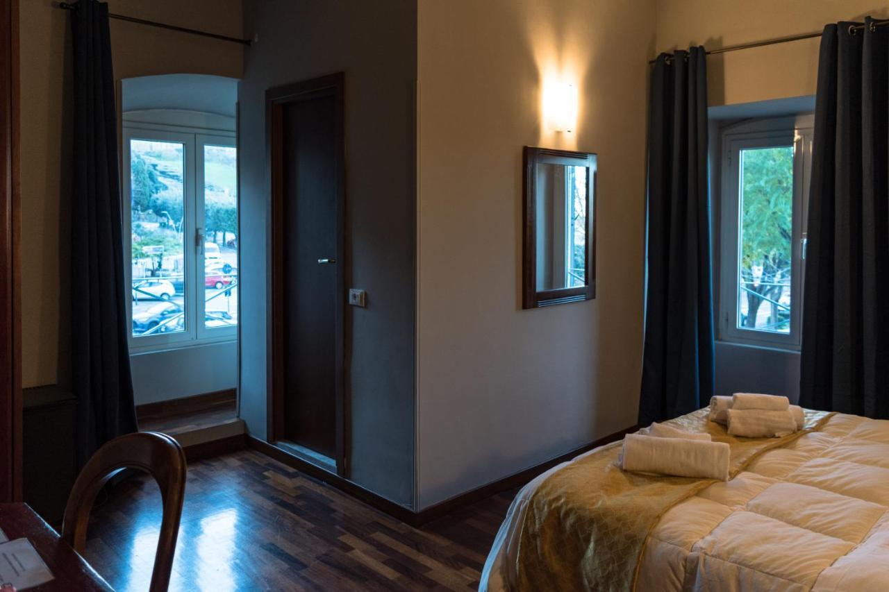 Antica Terrazza Frascati Bed and Breakfast Eksteriør billede
